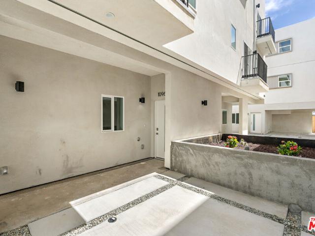 Property for rent in North Hollywood Neighborhood Council District, Canoga Park