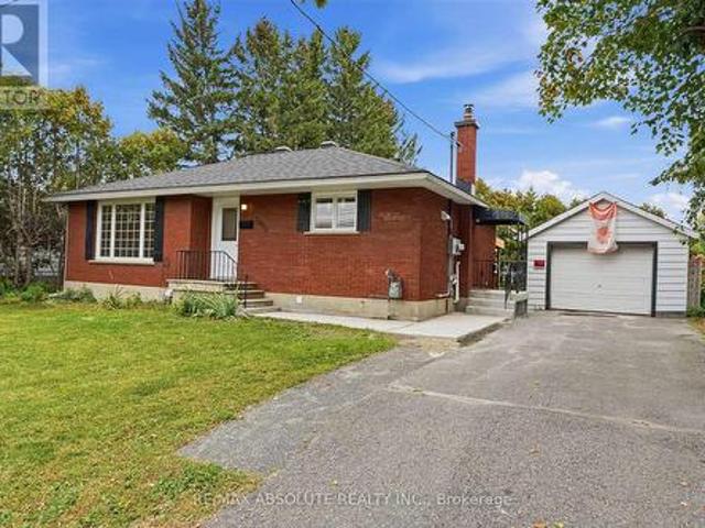 Property for sale in Beacon Hill-Cyrville, Ottawa
