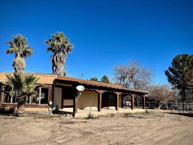 House for sale in Dona Ana, New Mexico