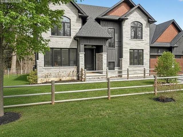 House for sale in Ancaster, Ontario