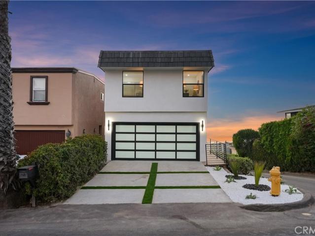House for sale in Laguna Beach, California