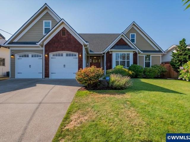House for sale in Oregonia