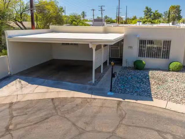 House for sale in Tucson, El Gheko