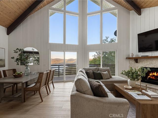 House for sale in Cedar Glen, California