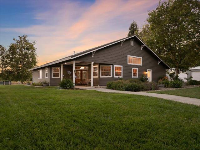 House for sale in Los Molinos, California