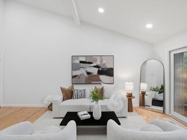Townhouse for sale in Sunnyvale, Santa Clara County