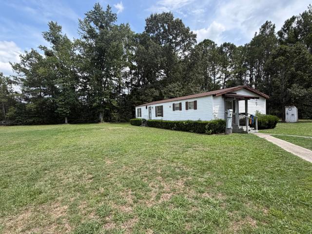 House for sale in Bonneau, South Carolina