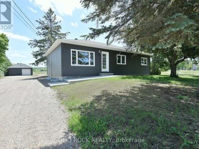 House for sale in Renfrew, Ontario