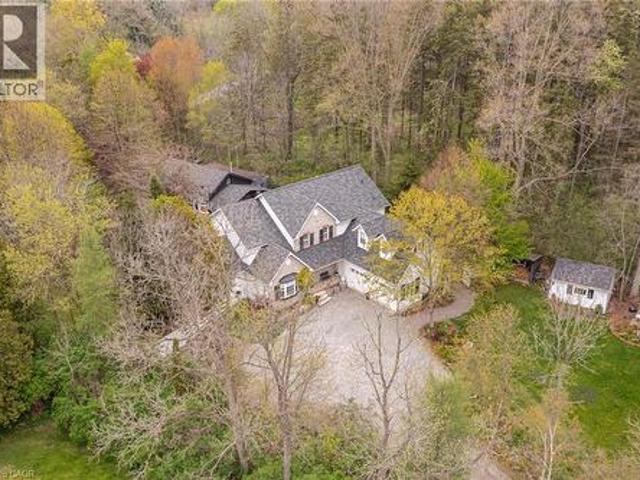 House for sale in Ancaster, Ontario