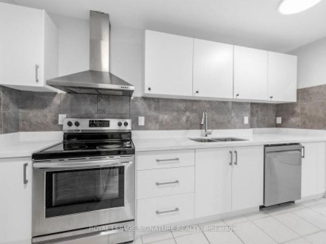 Townhouse for rent in Woburn, Ontario