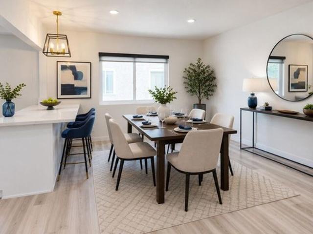 Condo for sale in Canoga Park, California