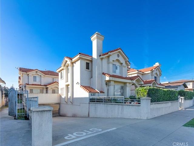 Condo for sale in Alhambra, California
