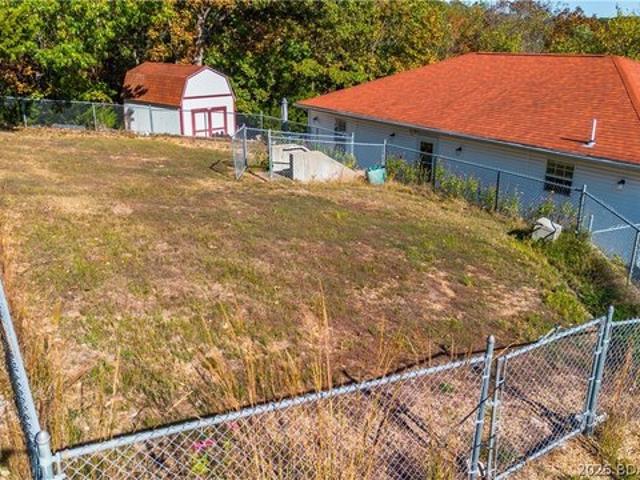 House for sale in Lake Ozark, Camden County
