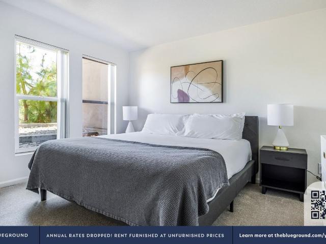 Apartment for rent in Canoga Park, California