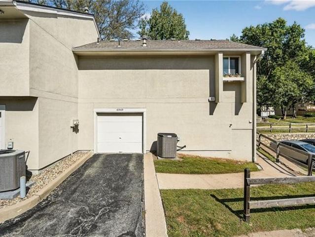 Townhouse for sale in Kansas