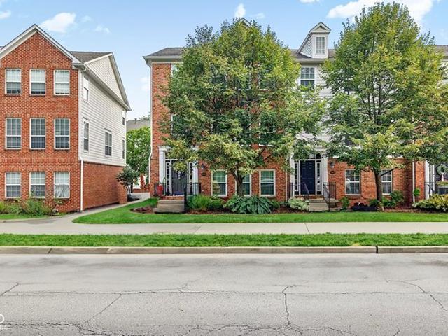 Townhouse for sale in Carmel, Indiana