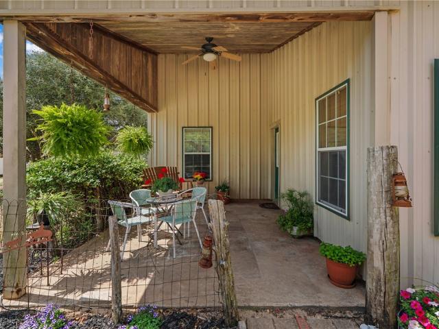 House for sale in Milam, Texas