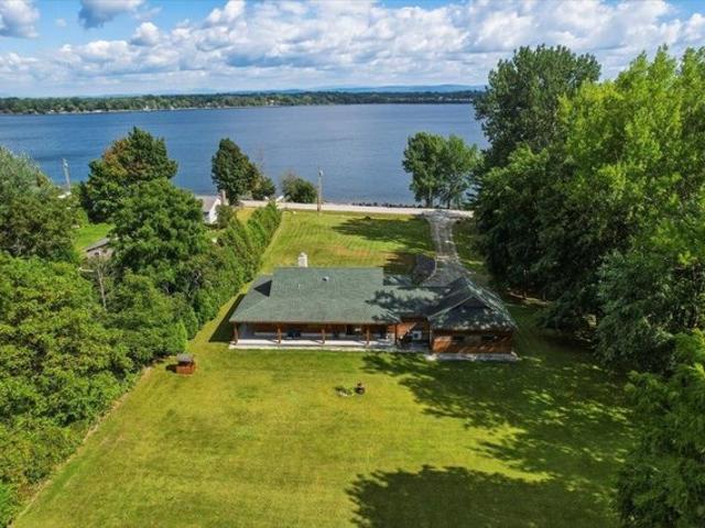 House for sale in Isle La Motte, Vermont