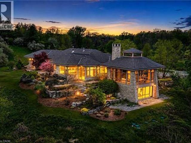 House for sale in Ancaster, Ontario