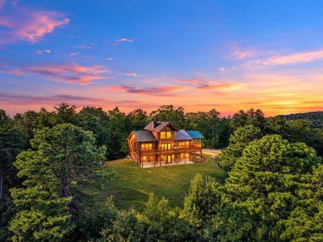 House for sale in Tellico Plains, East Tennessee