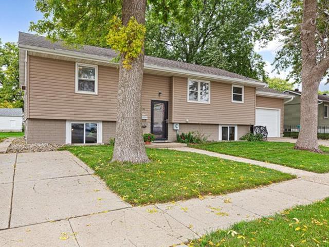 House for sale in Waseca, Waseca County