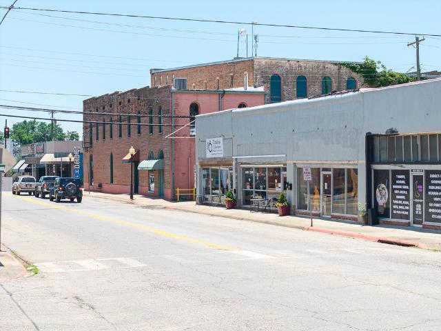 Commercial for sale in Ark