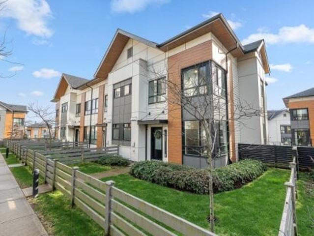 Townhouse for sale in Surrey, British Columbia