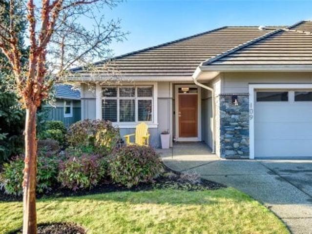 Townhouse for sale in Courtenay, British Columbia