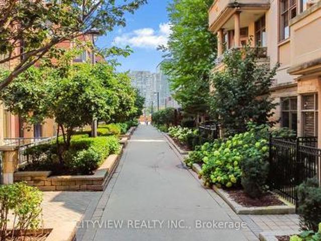 Condo for sale in Mississauga, Ontario