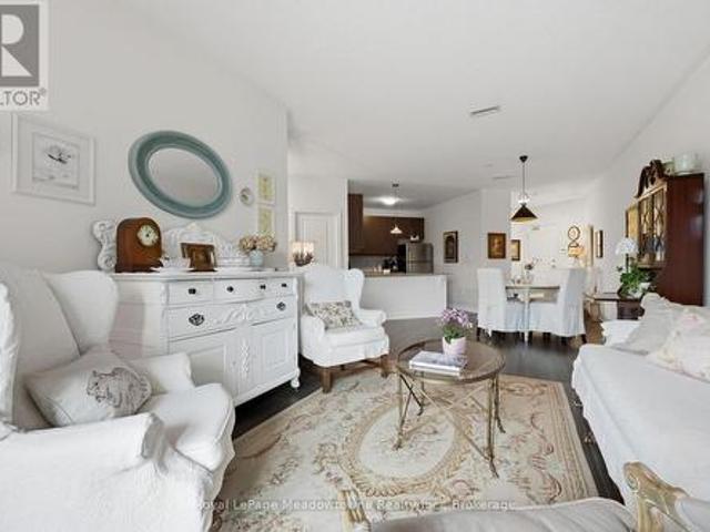 Condo for sale in Milton, Ontario
