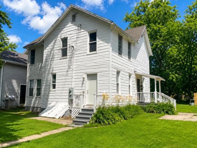 House for sale in Whiteside, Illinois