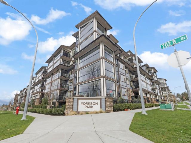 Apartment for sale in Langley, British Columbia