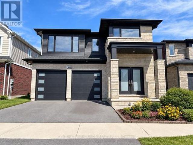 House for sale in Niagara, Ontario