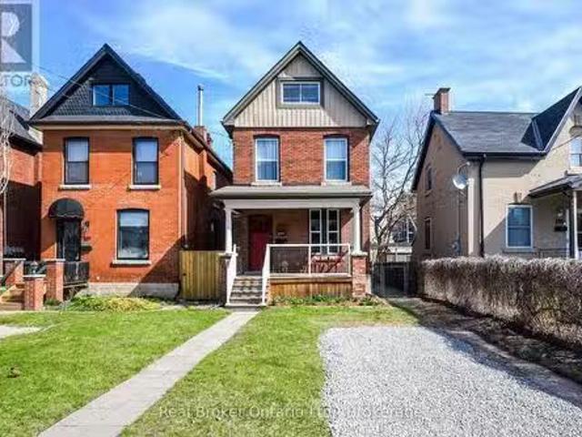 House for sale in Ancaster, Ontario