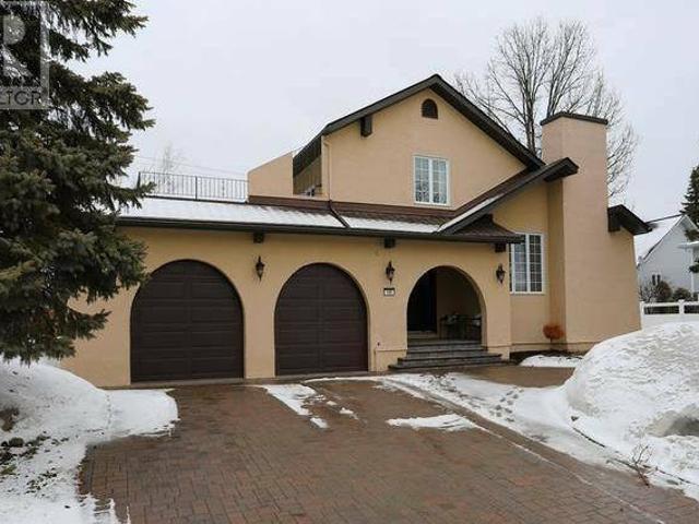 House for sale in Sault Sainte Marie, Ontario