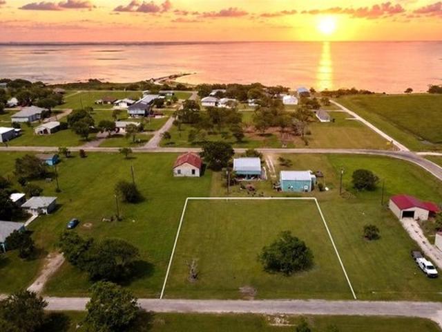 Land for sale in Austwell, Texas