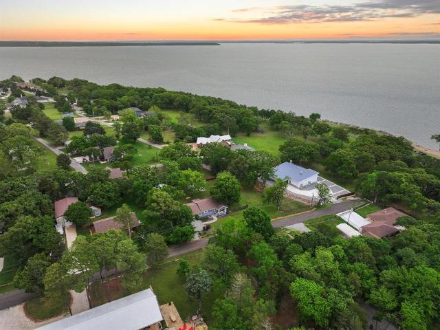 House for sale in Pottsboro, Texas