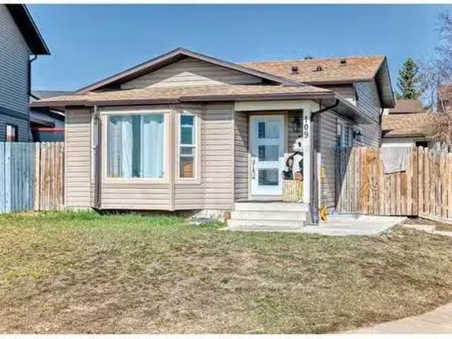 House for sale in Northwest, Alberta