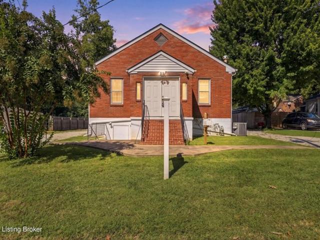 House for sale in Versailles, Kentucky