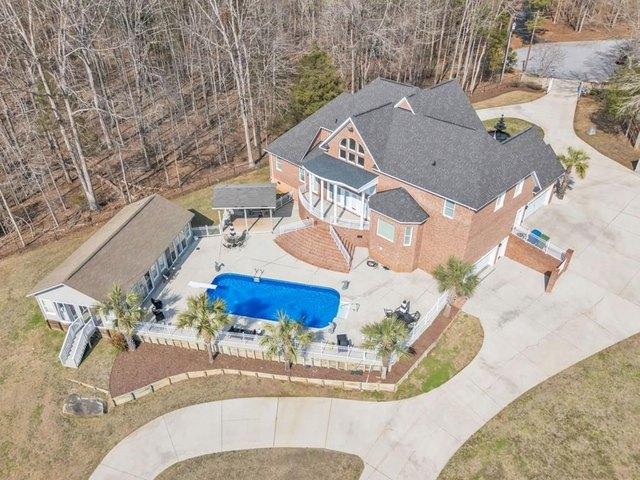 House for sale in Hodges, South Carolina