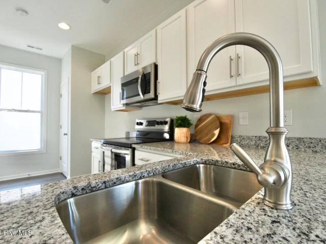House for sale in Hallsboro, North Carolina