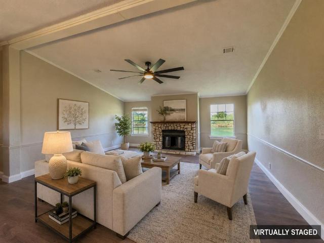 House for sale in Riesel, Texas