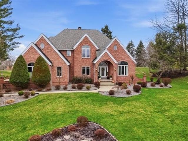House for sale in Coraopolis, Pennsylvania