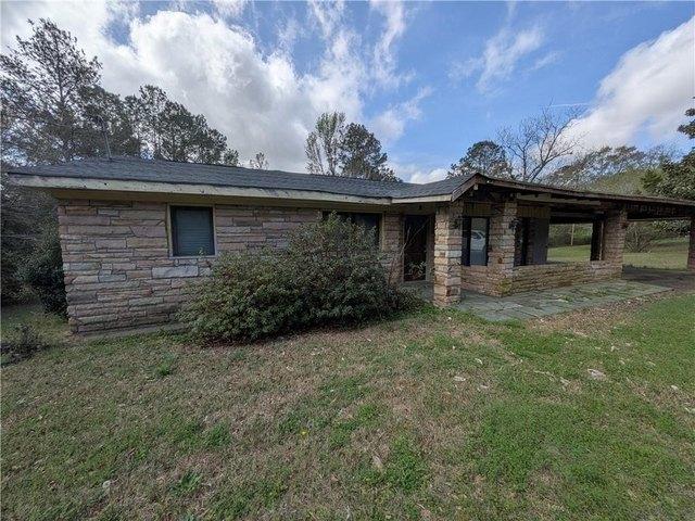 House for sale in Tuskegee, Alabama