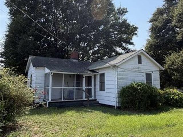 House for sale in Iva, South Carolina