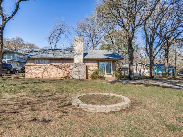 House for sale in Pottsboro, Texas
