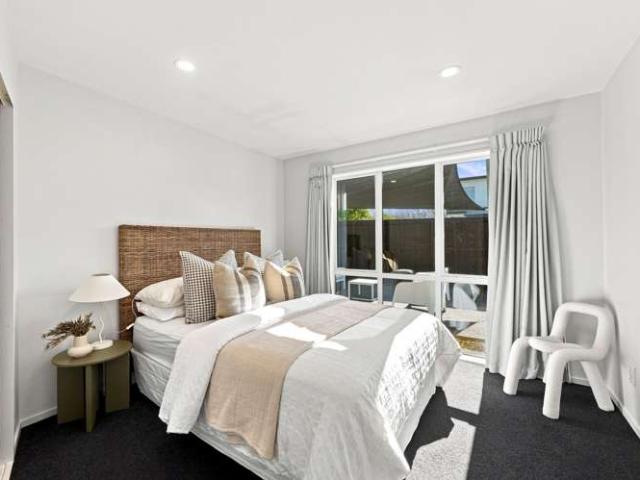 House for sale in Saint Albans, Canterbury