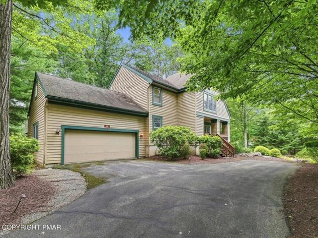 House for sale in Buck Hill Falls, Pennsylvania