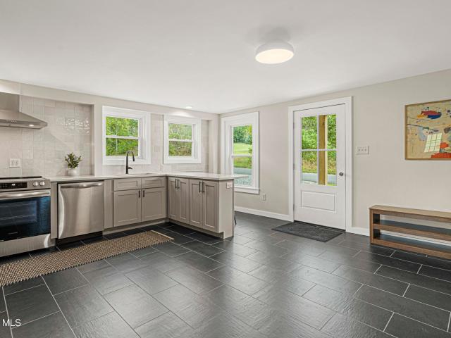 House for sale in Belcher, Town of Salem
