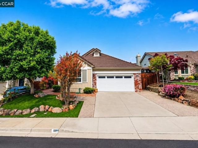 House for sale in Clayton, California